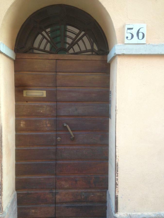 La Casina Apartment Parma Bagian luar foto
